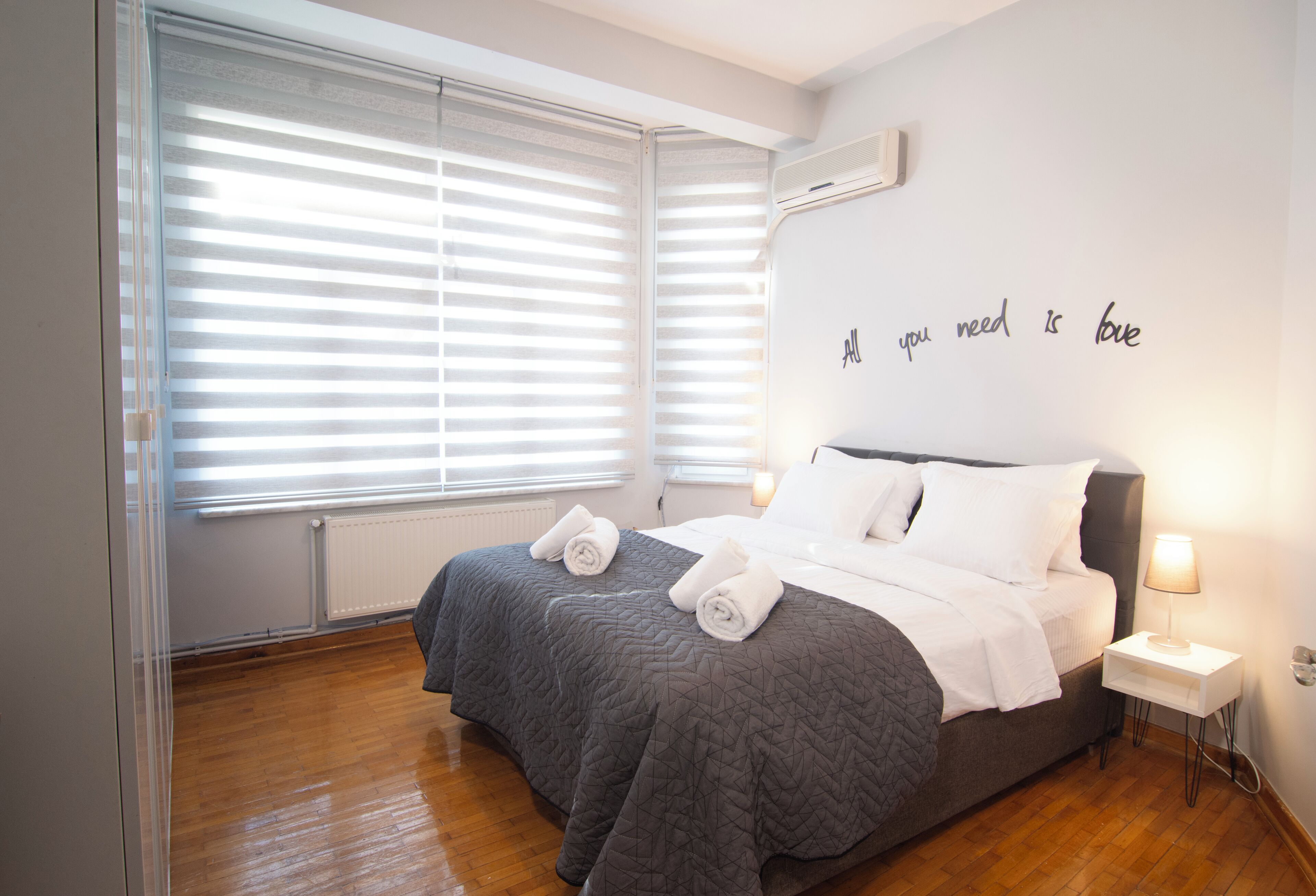 2 bedrooms, desk, iron/ironing board, free WiFi