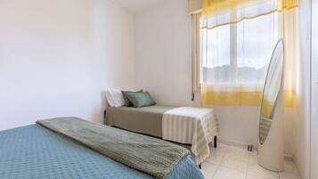 2 bedrooms, iron/ironing board