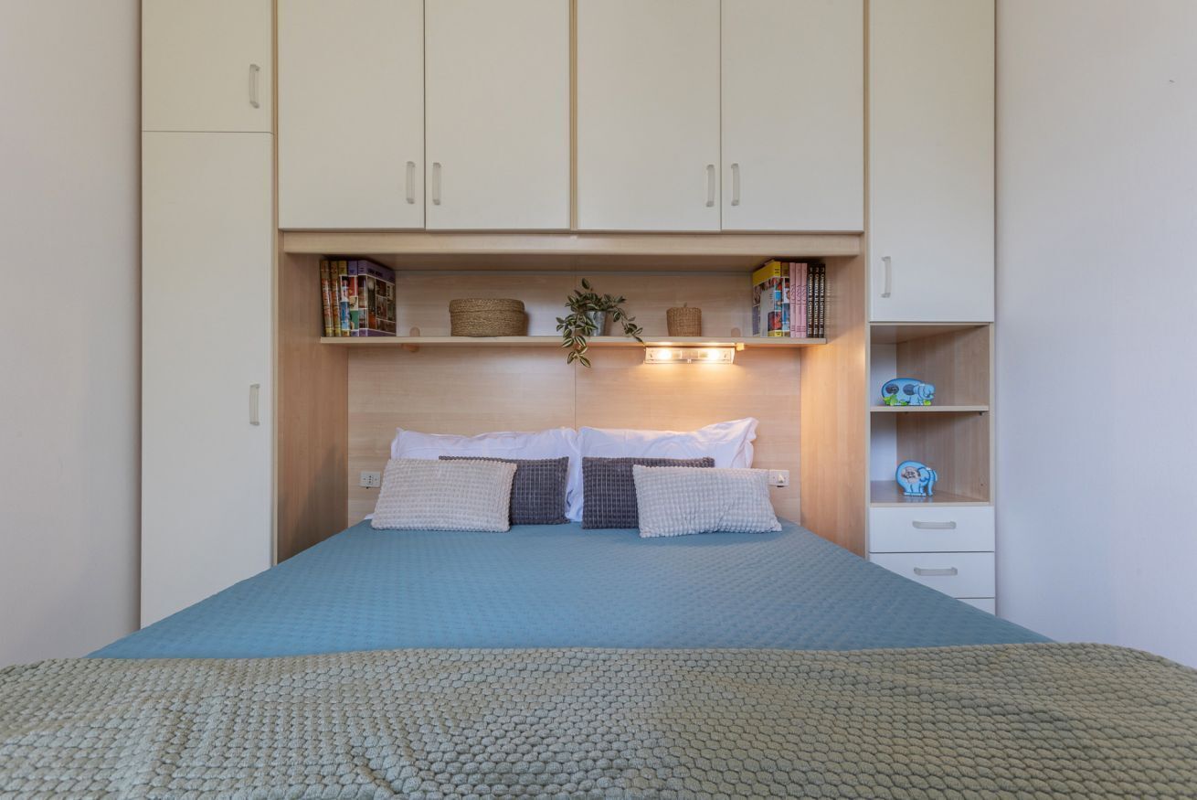 2 bedrooms, iron/ironing board