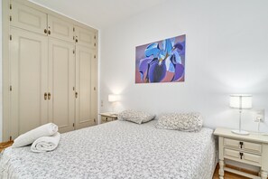 2 bedrooms, free WiFi, bed sheets