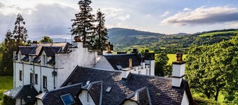 Tay River House - Seven Bedroom Villa, Sleeps 13