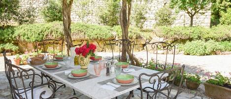 Ristorazione all'aperto