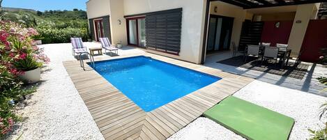 Inomhuspool och uppvärmd pool