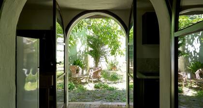 GuestHost - Relax in the natural park/20 minutes from the sea