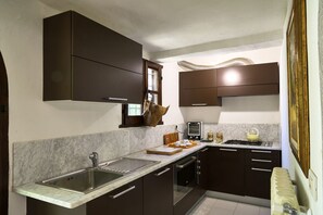 Private kitchen - Relax in the natural park/20 minutes from the sea (Sassari)
