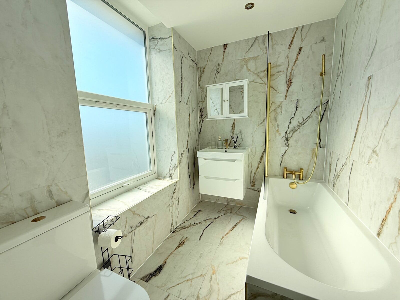 Shower, towels