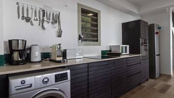 Fridge, microwave, oven, dishwasher