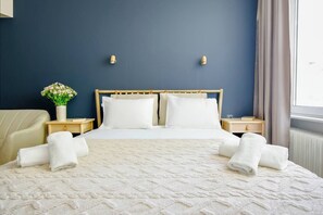 2 bedrooms, desk, iron/ironing board, free WiFi