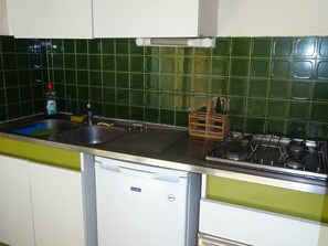 微波爐、焗爐、咖啡機/沖茶器