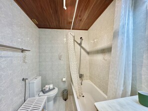 Hair dryer, towels