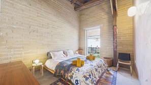 3 chambres, fer et planche à repasser, Wi-Fi gratuit, draps fournis