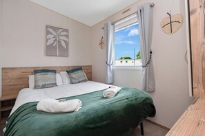 3 habitaciones, cuna de viaje, wifi gratis y ropa de cama 