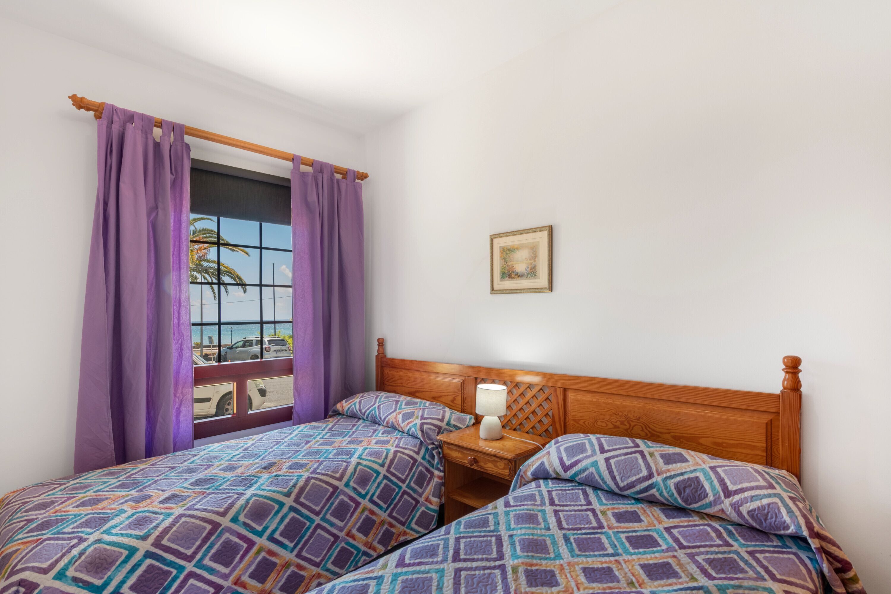 3 makuuhuonetta, silitysrauta/-lauta, ilmainen Wi-Fi, vuodevaatteet