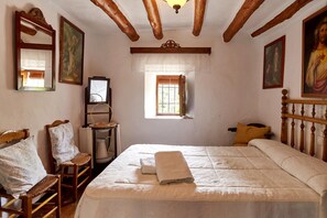 7 Schlafzimmer, Bügeleisen/Bügelbrett, kostenloses WLAN, Bettwäsche