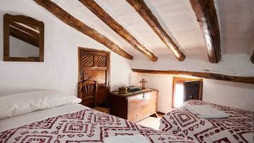 7 chambres, fer et planche Ă repasser, Wi-Fi gratuit, draps fournis