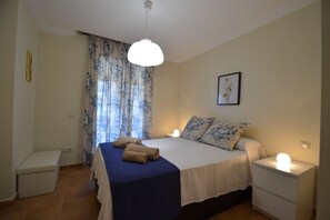 2 soverom, strykejern/-brett, wi-fi (inkludert) og sengetøy