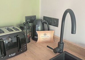 Coffee and/or coffee maker - Woodland Container Lodges Slp 2 (Westbury)
