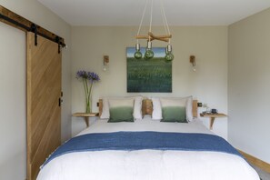 2 chambres, bureau, fer et planche à repasser, Wi-Fi gratuit