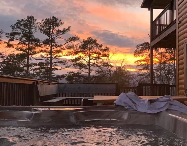 Bain à remous extérieur