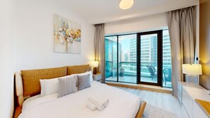 4 habitaciones, tabla de planchar con plancha y wifi gratis 