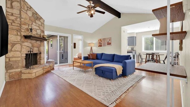 Living area - Zilker Home with Backyard 3BR 2BA (Austin)