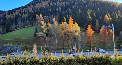 Apartment with Mountain Views & Ski Access