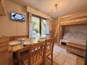 Dining - Ground floor, terrace, tv, 23m², Praz sur Arly (Praz-sur-Arly)