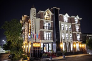 Fachada da propriedade