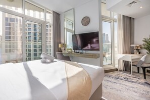 Bügeleisen/Bügelbrett, kostenloses WLAN, Bettwäsche