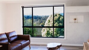 Unclassified image, 5 of 30, button - Beautiful Mountain Views (Prospect Vale)