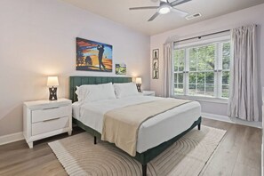 2 Schlafzimmer, Bügeleisen/Bügelbrett, Reisekinderbett, WLAN