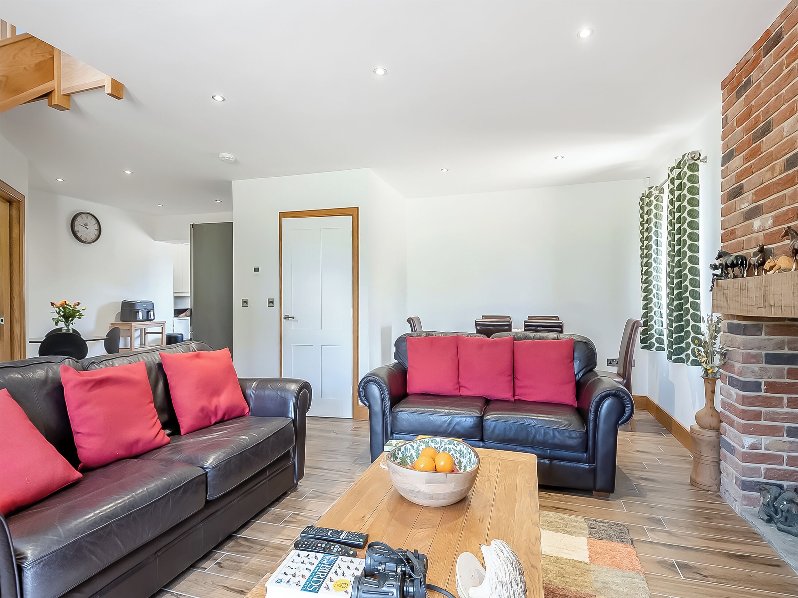 3 Bedroom Accommodation In Lowestoft - Beccles