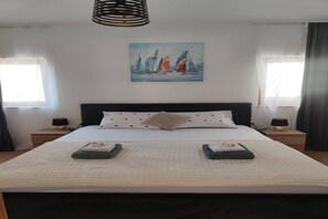 1 bedroom, iron/ironing board, free WiFi