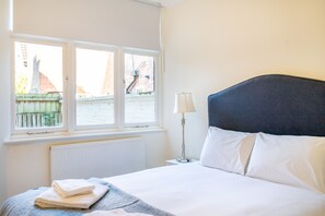1 chambre, fer et planche Ă repasser, accĂšs Internet