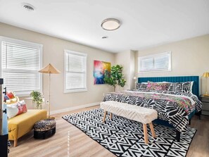 3 chambres, fer et planche à repasser, lit parapluie, Wi-Fi gratuit