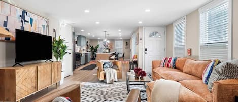 Smart TV, videojuegos, oficina