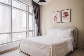 1 slaapkamer, een strijkplank/strijkijzer, wifi, beddengoed