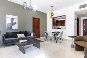 Télévision, chaîne hi-fi