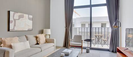 Fernseher, Stereoanlage