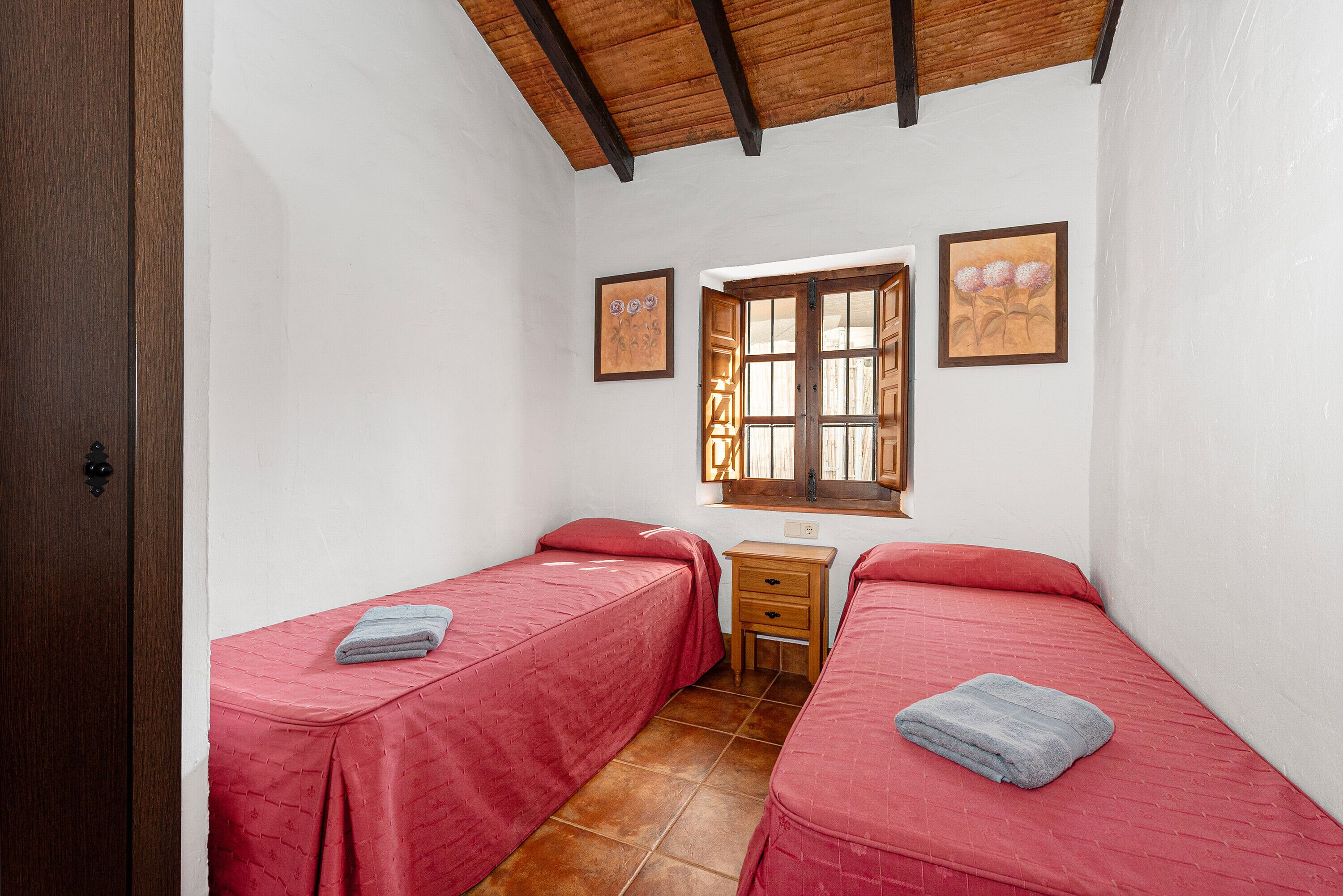 4 habitaciones, wifi gratis y ropa de cama 