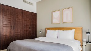 1 slaapkamer, een strijkplank/strijkijzer, wifi, beddengoed