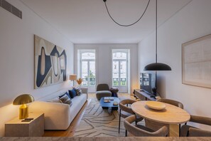 TV - 178 -  Stunning Parliament Views - by Feeling Inn (Lisboa)