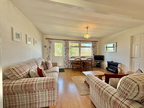 2 Bedroom Chalet with Allocated Parking