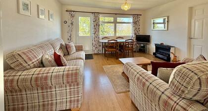 2 Bedroom Chalet with Allocated Parking