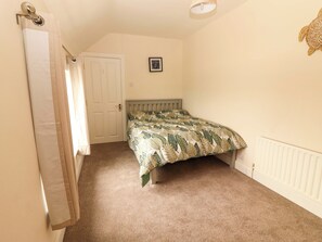 4 bedrooms, individually decorated, individually furnished, free WiFi