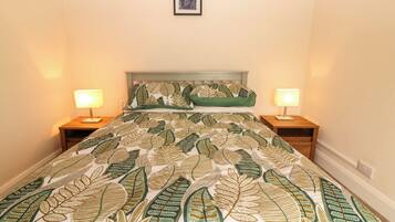 4 Schlafzimmer, individuell dekoriert, individuell eingerichtet