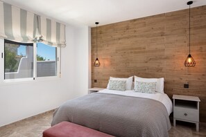 2 habitaciones, tabla de planchar con plancha y wifi gratis 