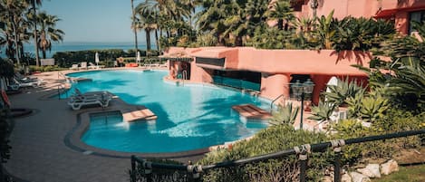 Piscine couverte