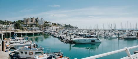 Marina