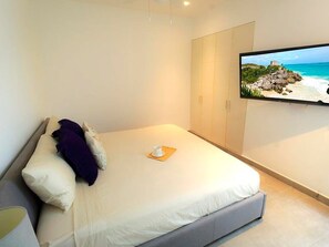 3 chambres, fer et planche à repasser, accès Internet, draps fournis